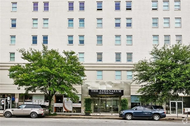 Building Photo - 1205 St Charles Ave