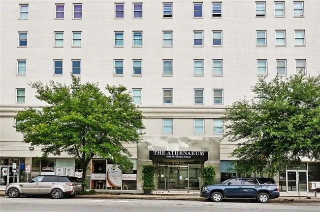Photo - 1205 St Charles Ave Apartment