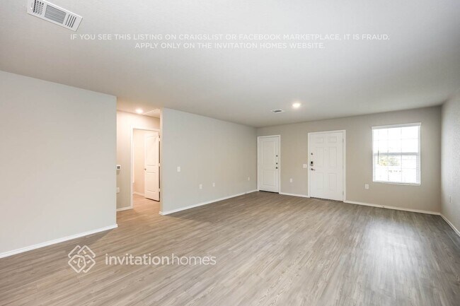 Foto del edificio - 13427 Ashworth Blvd