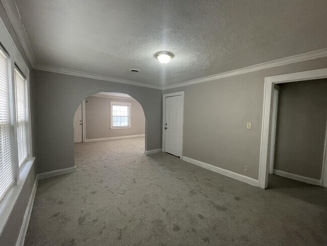 Building Photo - 4228 Virginia Ave