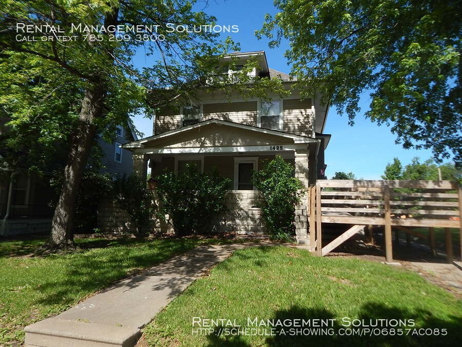Primary Photo - 1425 SW Topeka Blvd