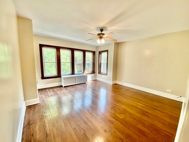 Foto del edificio - 4132 N Francisco Ave
