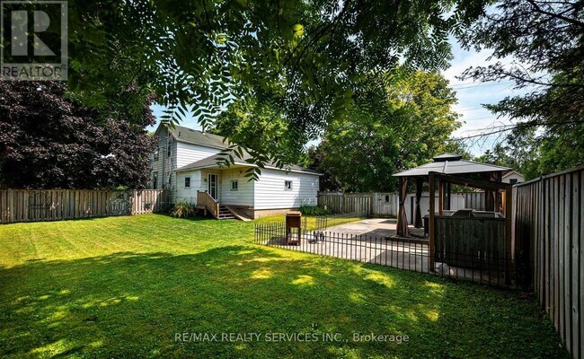 Photo du bâtiment - 168 Victoria St