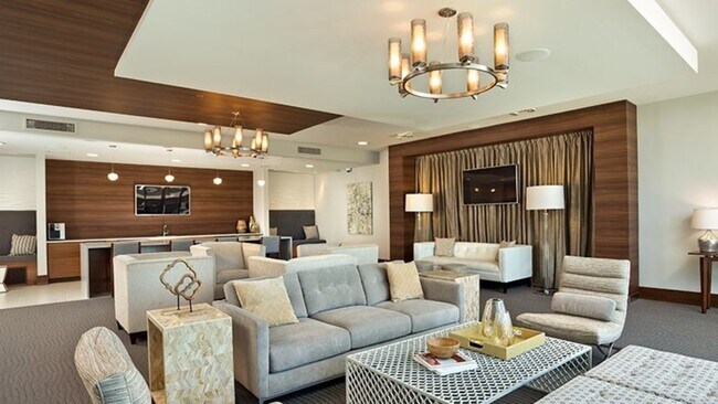 Foto del edificio - 4900 N 44th St