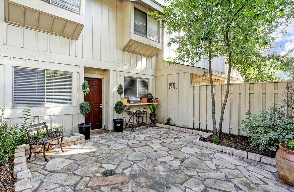 2115 E Settlers Way, The Woodlands, TX 77380 Townhouse for Rent in