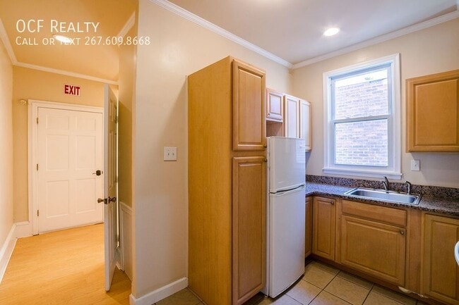 Building Photo - One Bedroom Apartment in Point Breeze