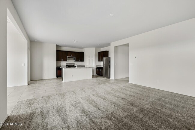 Building Photo - 18259 N Presley Ln