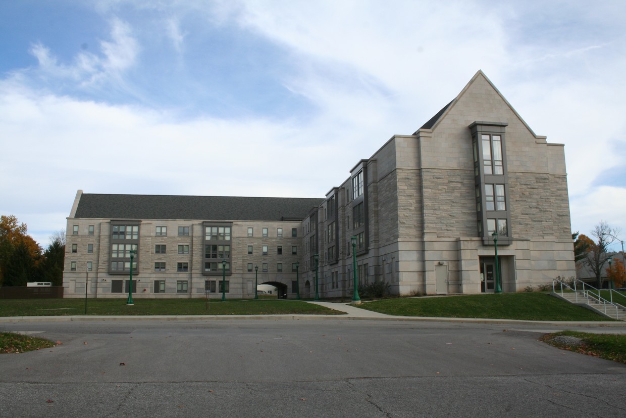 Primary Photo - 3rd & Union Apartments