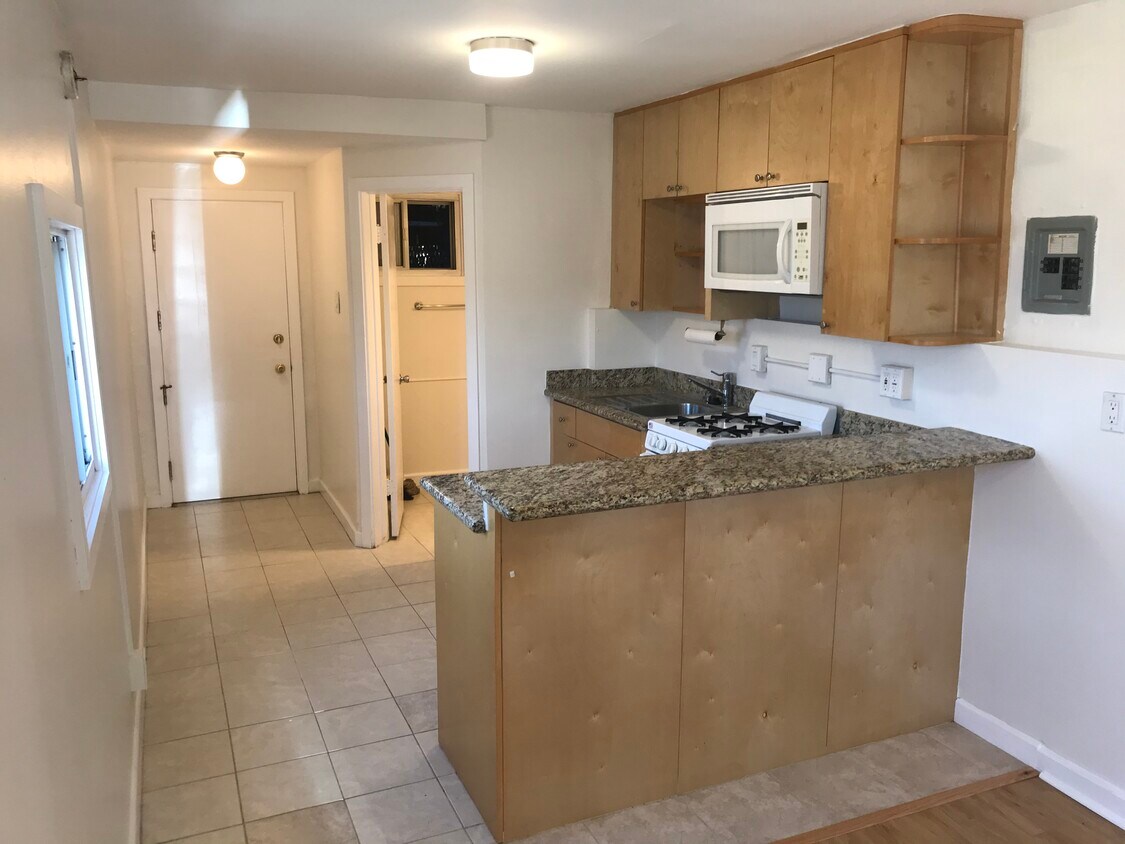 Kitchen - 7014 Vista Del Mar Ln