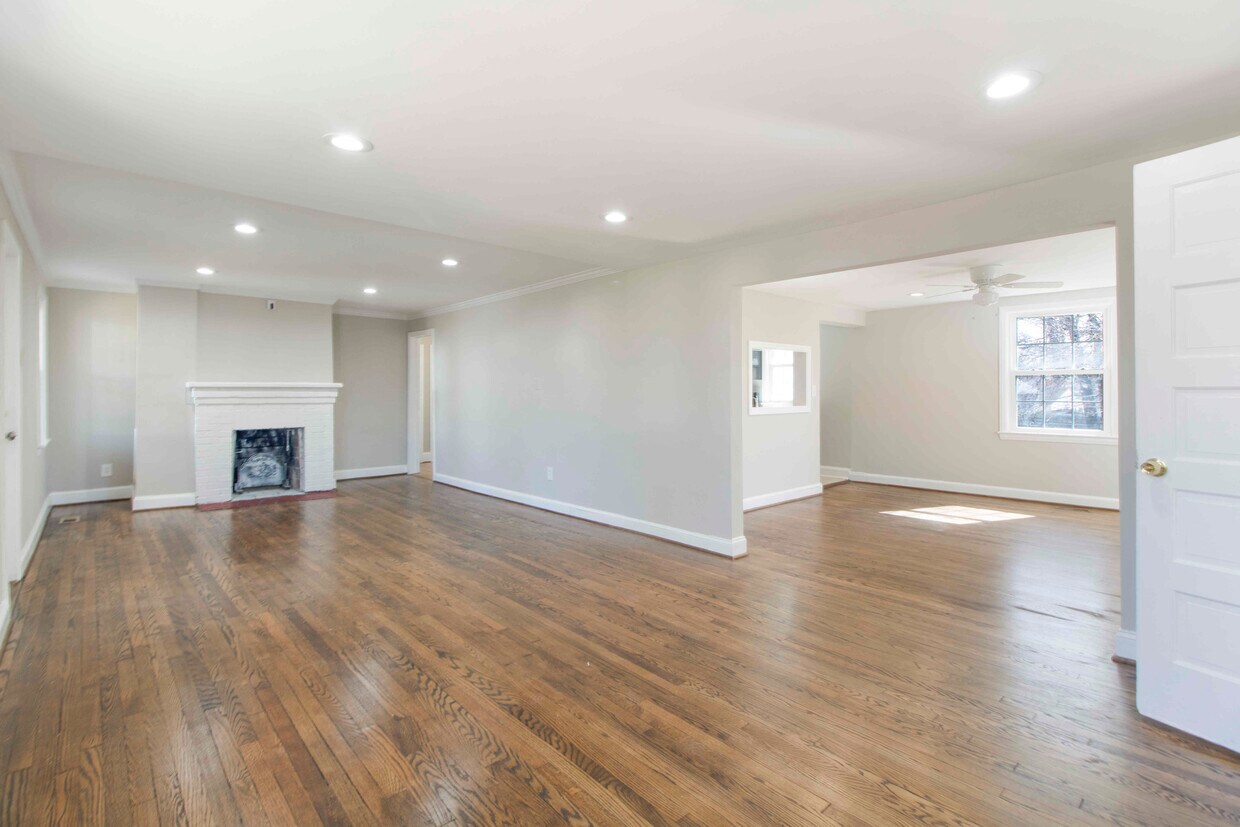 Primary Photo - 227 Frederick Ave