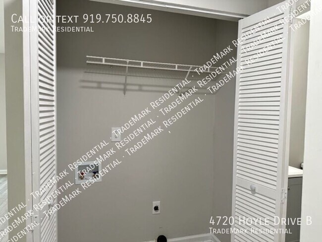 Foto del edificio - 4720 Hoyle Dr