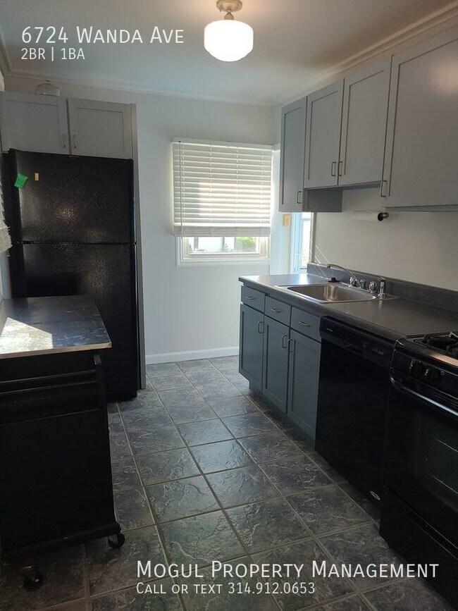 Building Photo - 2 bed 1bath on a quiet street near Caronde...
