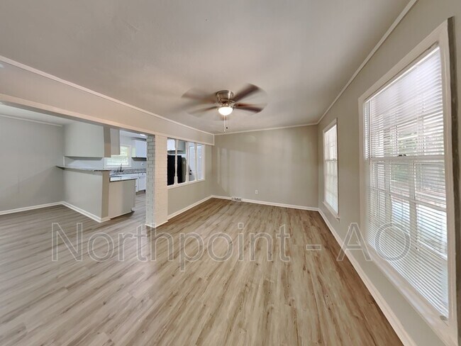 Foto del edificio - 9291 Westview Dr SW