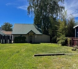 Building Photo - 165 Mc Fadden Dr