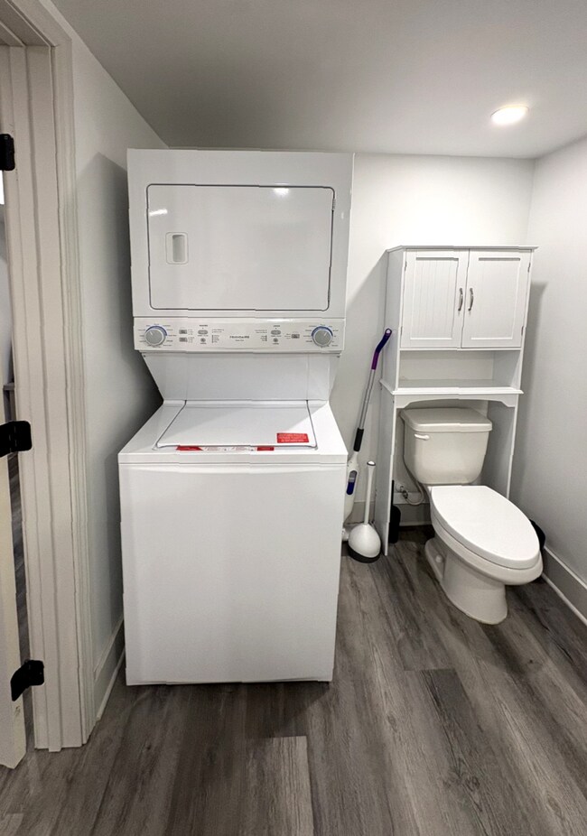 Foto del edificio - 4615 Oakland Ter SW