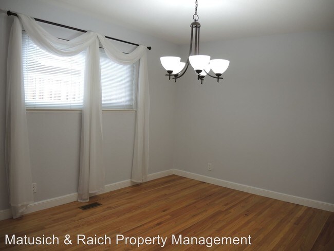 Building Photo - 5 br, 2.5 bath House - 1764 Curtner Ave