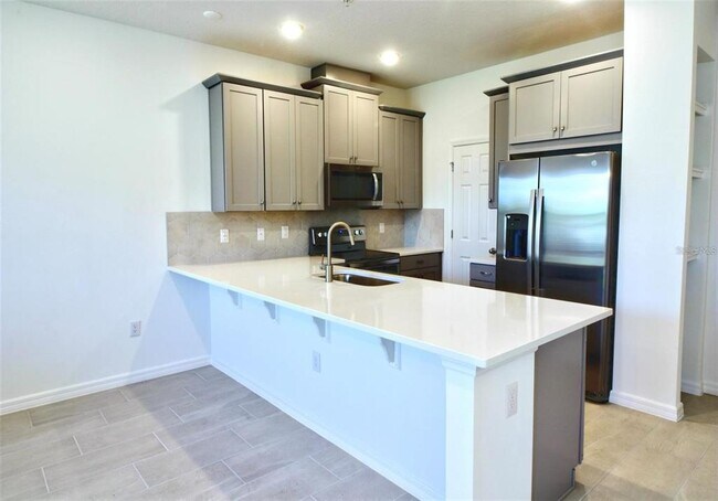 Building Photo - 9939 Randal Walk St