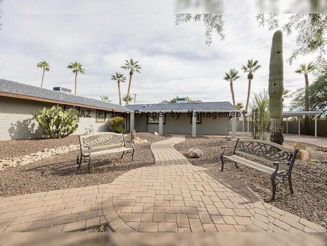 Foto del edificio - 5301 N 43rd Pl