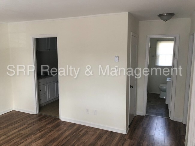 Foto del edificio - 2702 Pitts Dr