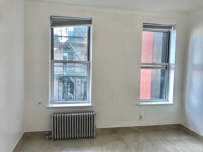 Building Photo - 38 Eldridge St