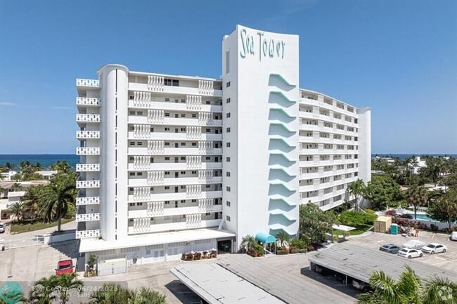 Building Photo - 2840 N Ocean Blvd