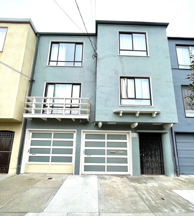 Building Photo - 1410 48th Ave