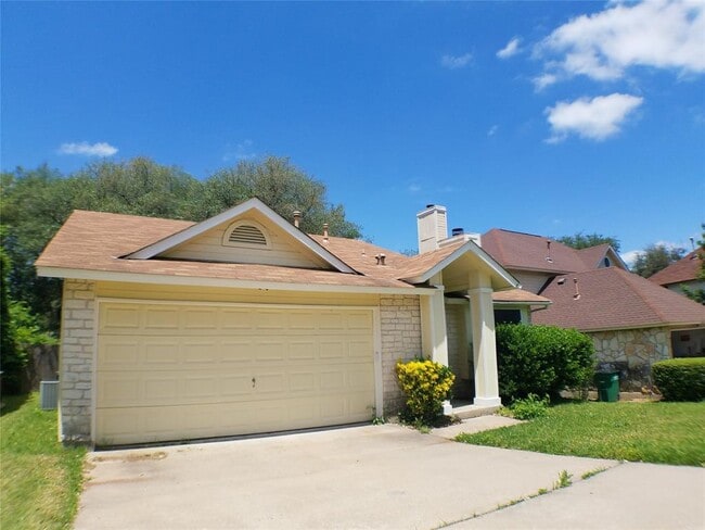 Building Photo - 8310 Los Ranchos Dr