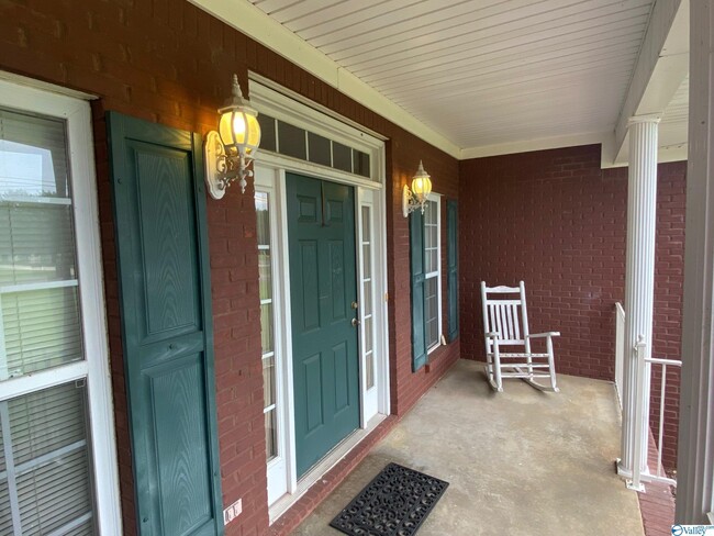 Building Photo - 163 Golden Harvest Dr