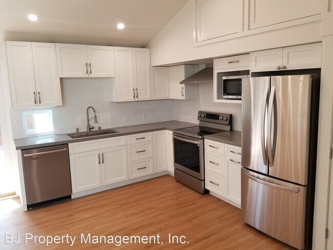 Foto del edificio - Studio, 1 bath House - 2351 Prosser Avenue
