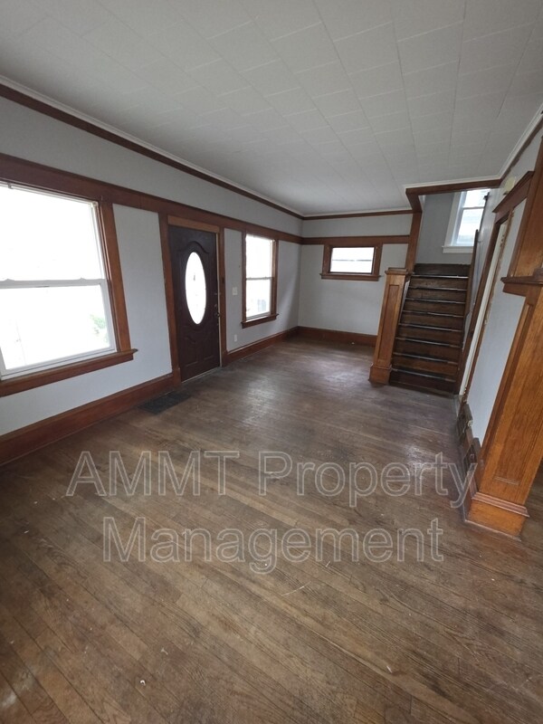 Foto del edificio - 1837 Grande Ave SE