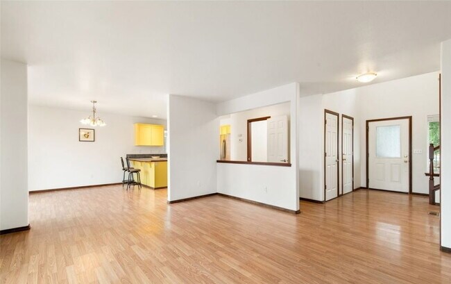 Foto del edificio - 9823 31st Ave SE