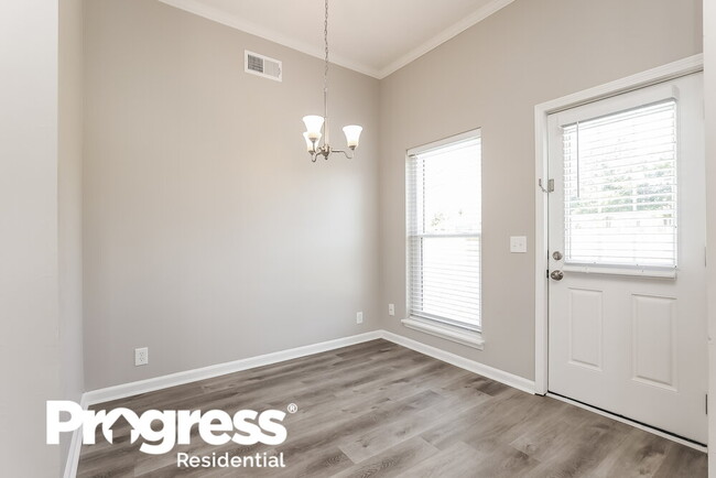 Foto del edificio - 4917 Hickory Woods E