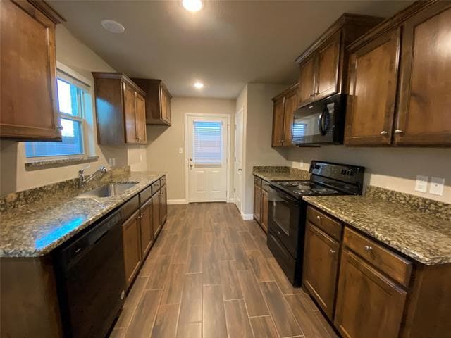 Building Photo - 802 Rolling Terrace Cir