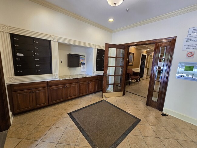Foto del edificio - 10400 Rosegate Ct