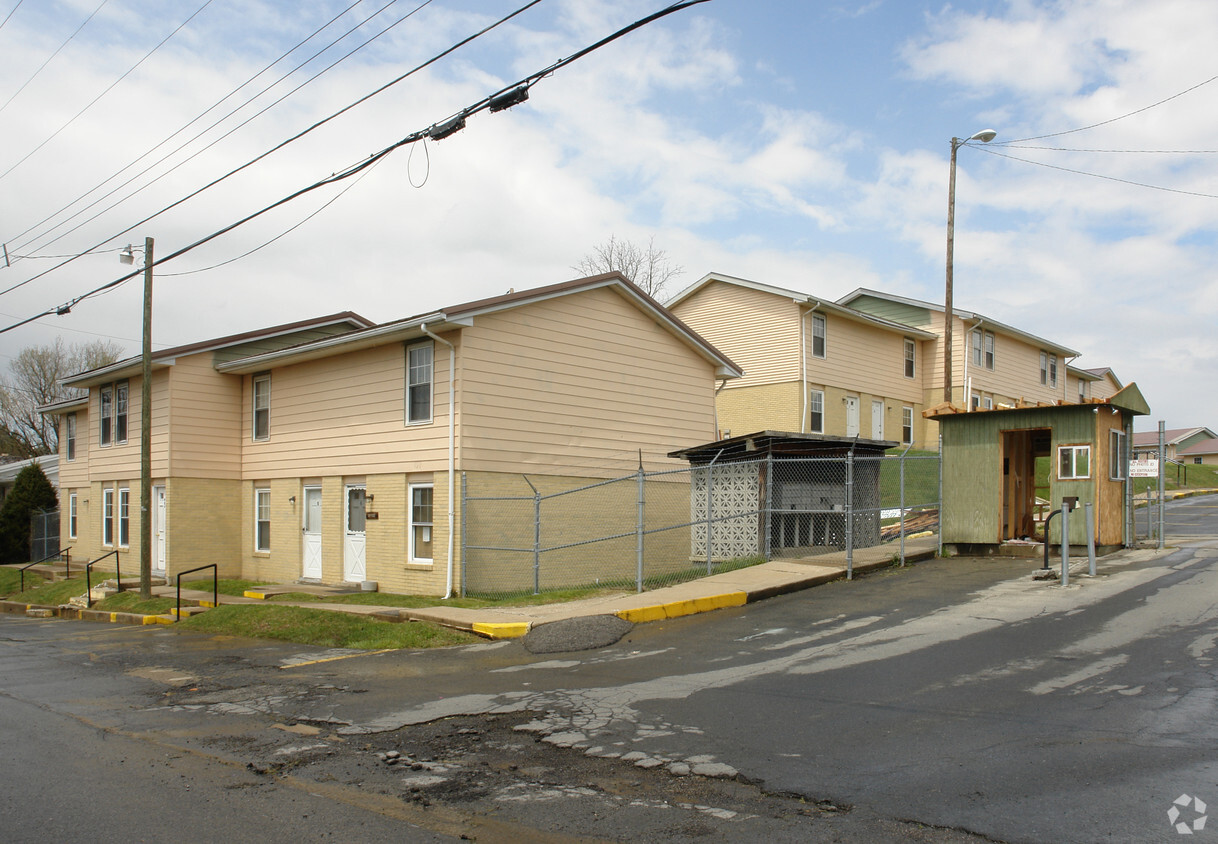 Primary Photo - Beckley Townhomes