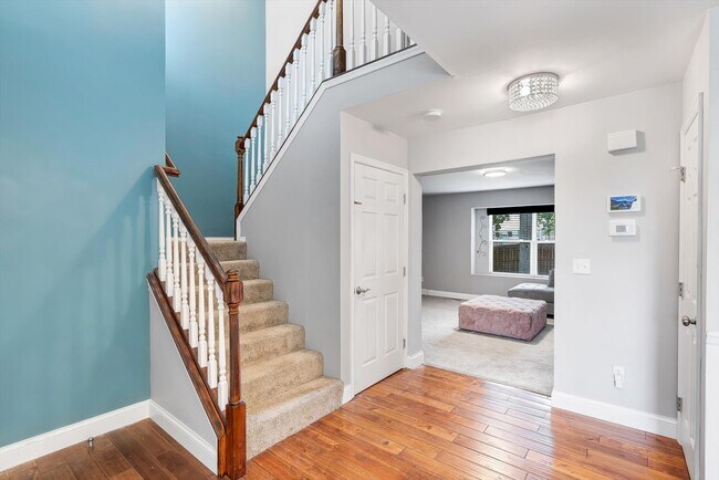Foto del edificio - 1203 Ashford Place Dr