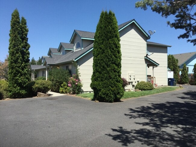 Building Photo - tuc142