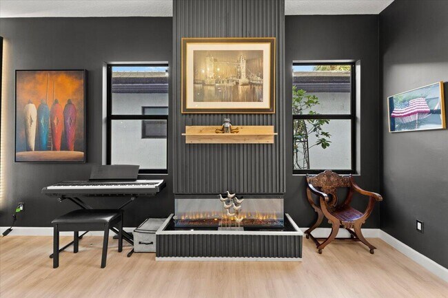 Foto del edificio - 4931 Whispering Way