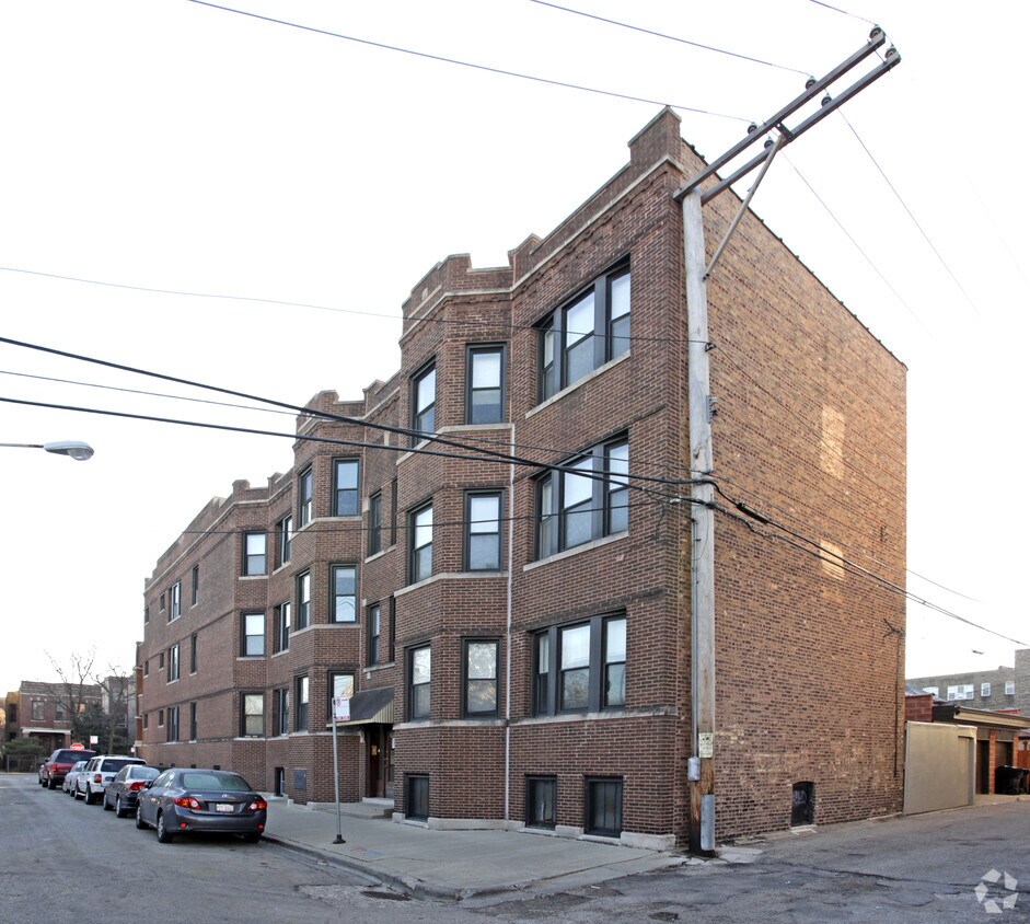 Building Photo - 2626-2628 N Kimball Ave
