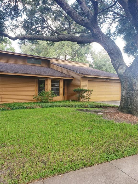 Building Photo - 8709 Baywood Park Dr
