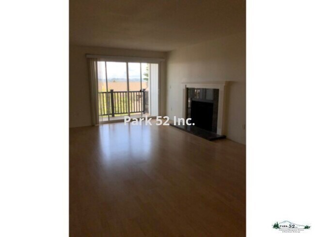 Building Photo - 1010 N J St