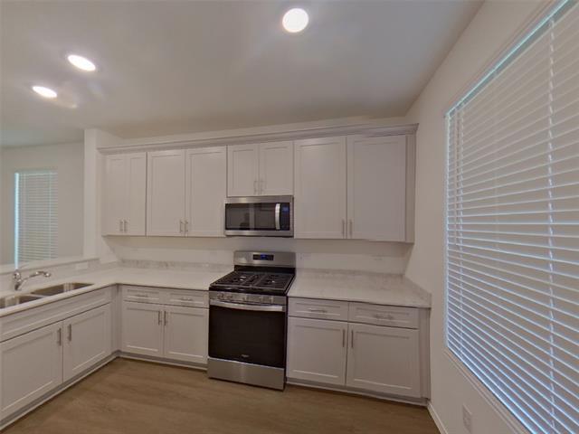 Foto del edificio - 2415 Carlow Ln