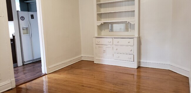 Foto del edificio - 3516 N Broadway