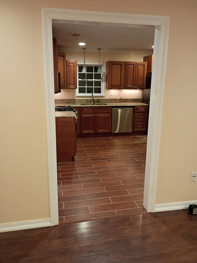 Foto del edificio - 4404 Monna St