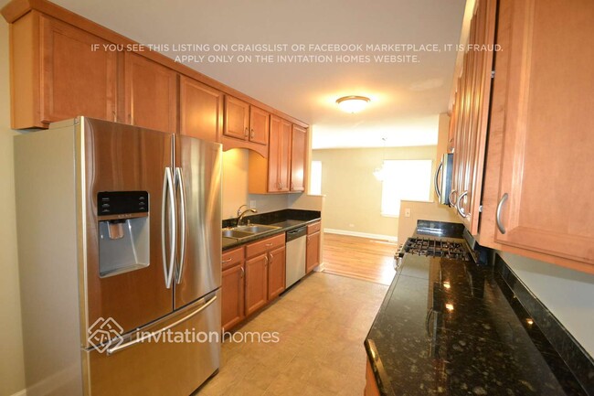 Building Photo - 680 Mohave St