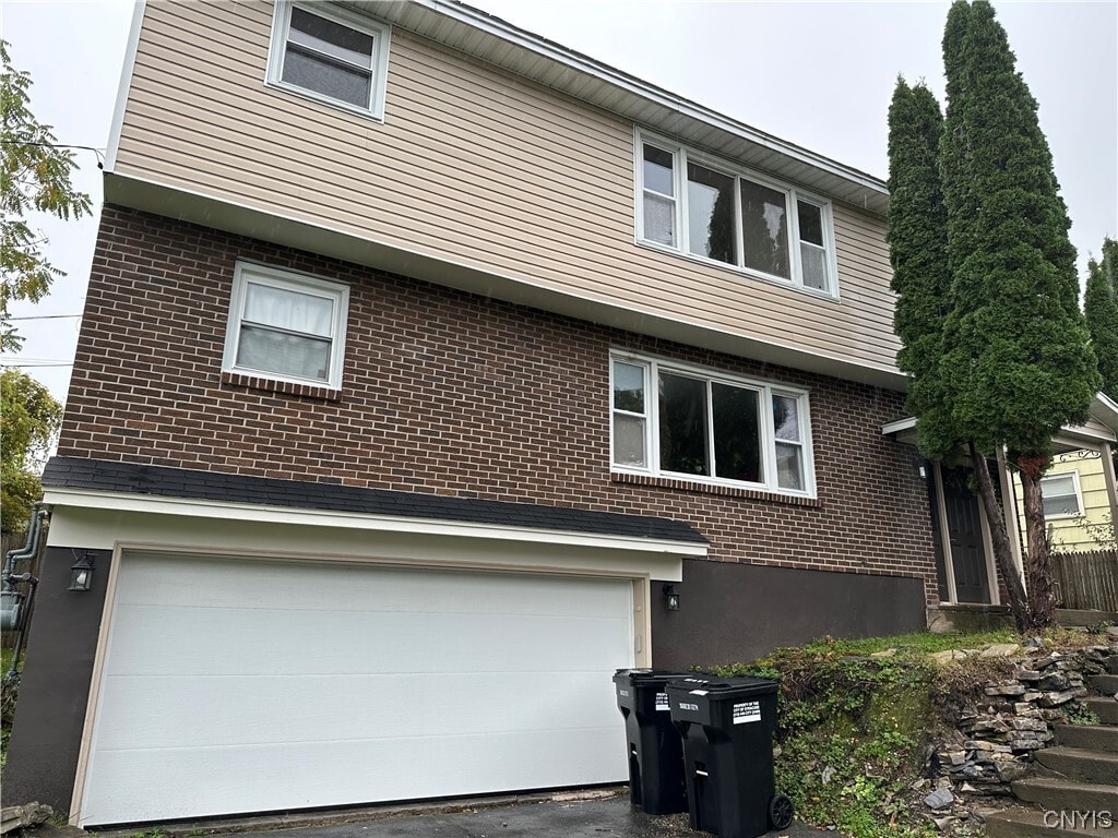 Primary Photo - 124 N Lorraine Ave