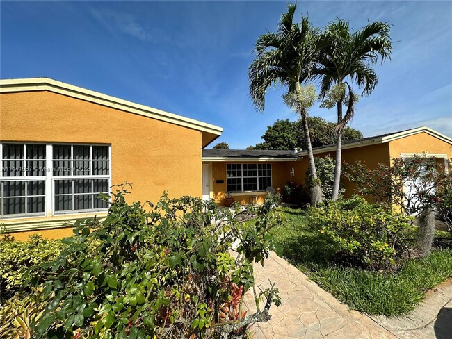 Foto del edificio - 2706 Nassau Dr