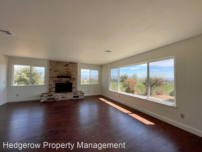 Building Photo - 3 br, 3 bath House - 1120 Bayview Avenue