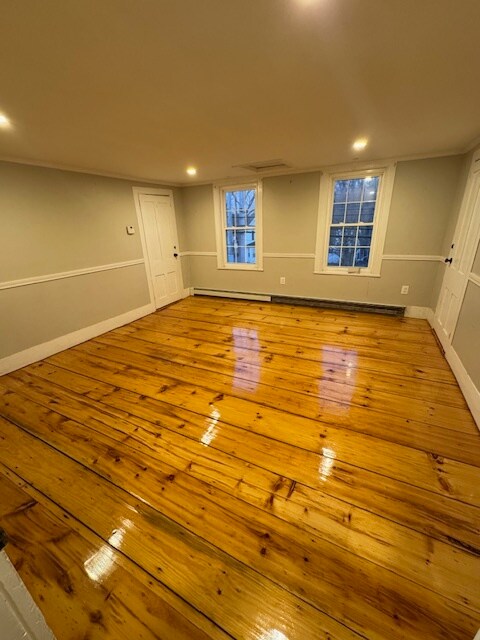 Foto del edificio - 368 N Elm St
