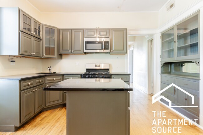 Foto del edificio - 2734 W 18th St